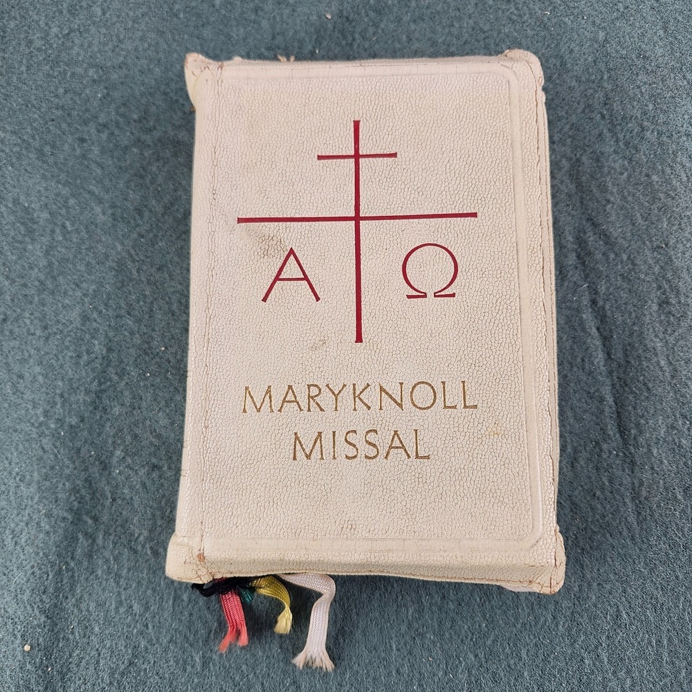 VTG Maryknoll Missal Zippered Catholic Daily Missal Of The Mystical Body 1961